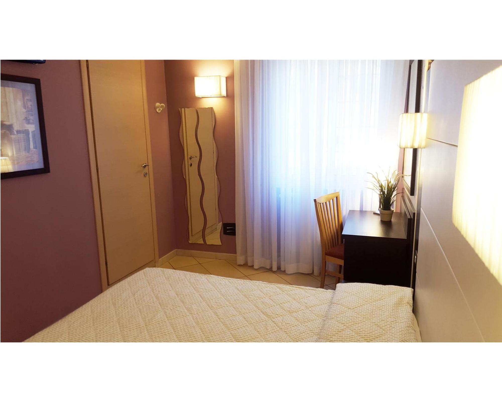 B&B Emozioni Romane Екстер'єр фото